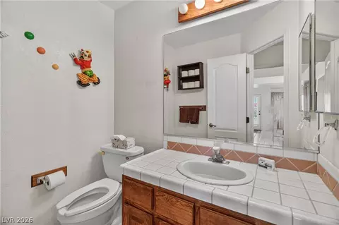 Bath - 2055 Cholla Way, Laughlin, NV 89029 photo 8 of 8