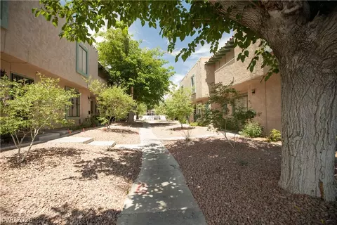 5927 Vegas Dr, Las Vegas, NV 89108