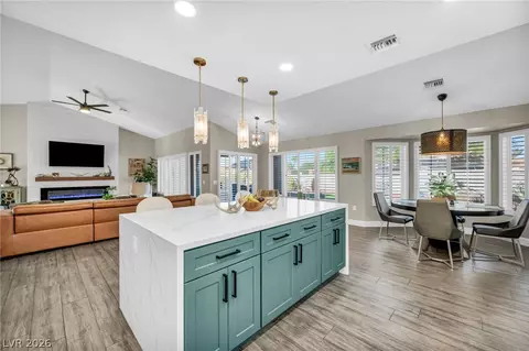 2412 Showcase Dr, Las Vegas, NV 89134