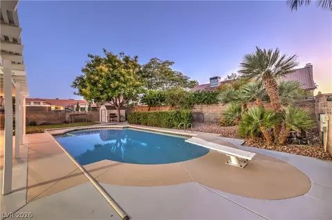 8023 Hackberry Dr, Las Vegas, NV 89123