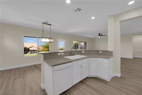 2847 Forest Grove Dr, Henderson, NV 89052