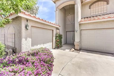 1933 Falcons Lair Ln, Henderson, NV 89012