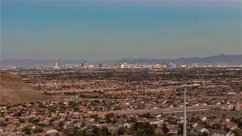 4504 Amazing View St, Las Vegas, NV 89129
