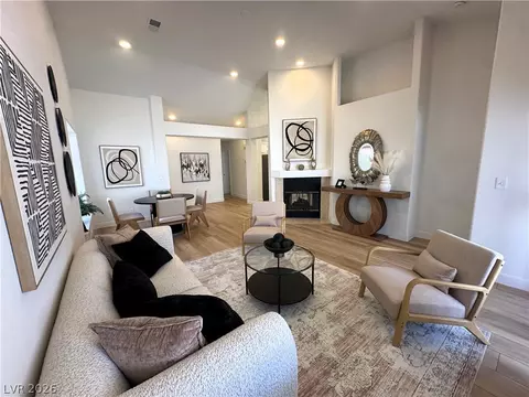 3309 Sturbridge Cir, Las Vegas, NV 89129