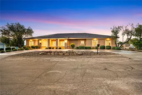 1640 Rocking Horse Dr, Henderson, NV 89002