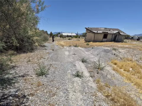 2271 Tough Boy Rd, Pahrump, NV 89060