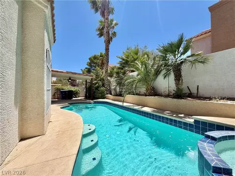 9413 Cedar Heights Ave, Las Vegas, NV 89134