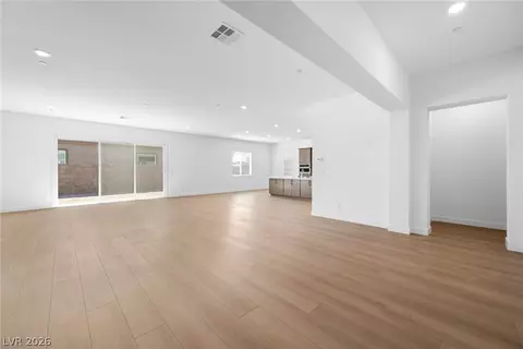 Living - 206 Devon Crest Ave, Henderson, NV 89015 photo 1 of 7