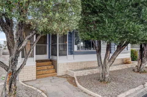 5054 Ridge Dr, Las Vegas, NV 89103