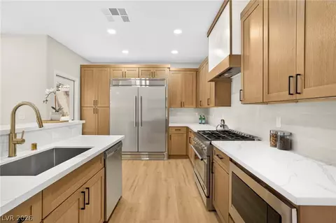 8902 W Katie Ave, Las Vegas, NV 89147