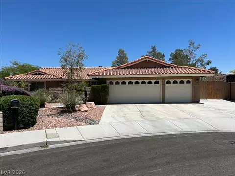 8320 W Eddy Stone Dr, Las Vegas, NV 89117
