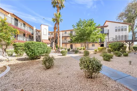 2080 Karen Ave #49, Las Vegas, NV 89169