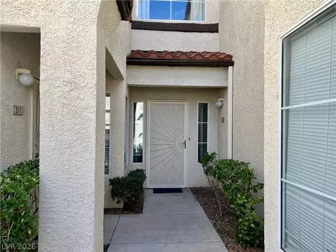 2975 Bluegrass Ln #321, Henderson, NV 89074