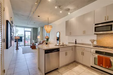 353 Bonneville Ave #343, Las Vegas, NV 89101
