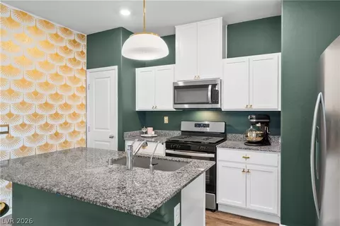 340 Larksong Ave, Henderson, NV 89011