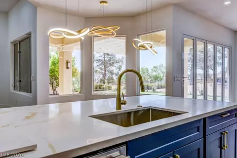 3004 Darby Falls Dr, Las Vegas, NV 89134