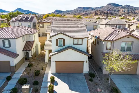 681 Lucky Pine St, Henderson, NV 89002