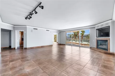 2857 Paradise Rd #301, Las Vegas, NV 89109