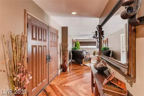 121 E Mulberry Dr, Henderson, NV 89015