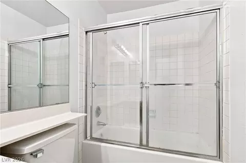 Bath - 2160 Highpointe Dr #102, Laughlin, NV 89029 photo 6 of 6