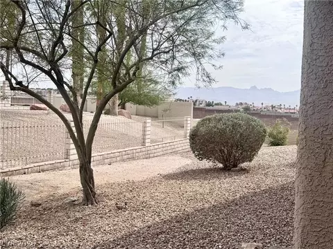 Exterior - 2160 Highpointe Dr #102, Laughlin, NV 89029 photo 2 of 7