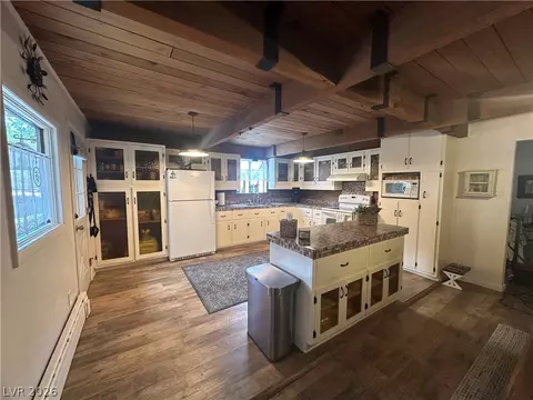 Kitchen - 798 Murry St, Ely, NV 89301 photo 1 of 2