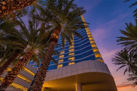 4471 Dean Martin Dr #505, Las Vegas, NV 89103