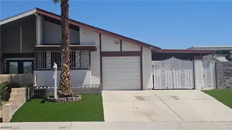 6738 Oak Valley Dr, Las Vegas, NV 89103