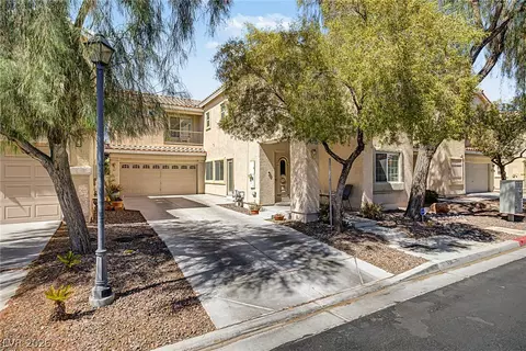 1740 Dark Wolf Ave, Las Vegas, NV 89123