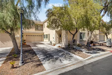 1740 Dark Wolf Ave, Las Vegas, NV 89123
