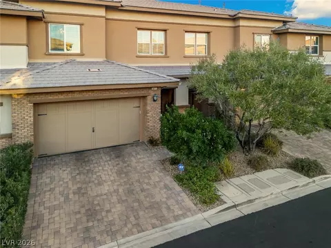 5677 Garriga Dr, Las Vegas, NV 89135
