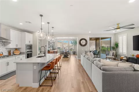 14 Autumn Palm Ave, Henderson, NV 89011