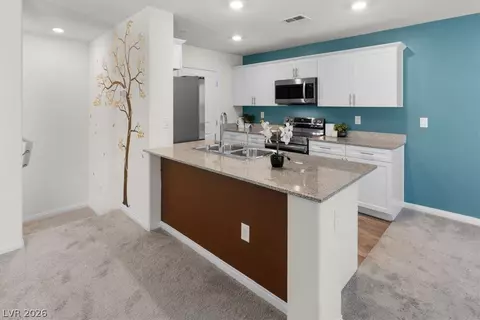 6940 Skyline Blue St, North Las Vegas, NV 89086