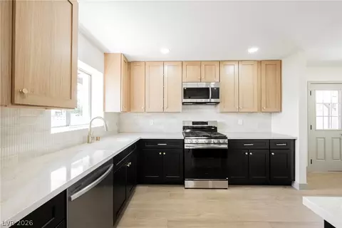 4413 Sunrise Ave, Las Vegas, NV 89110
