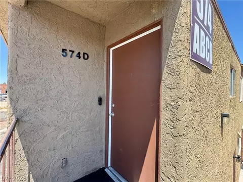 574 Roxella Ln #D, Las Vegas, NV 89110