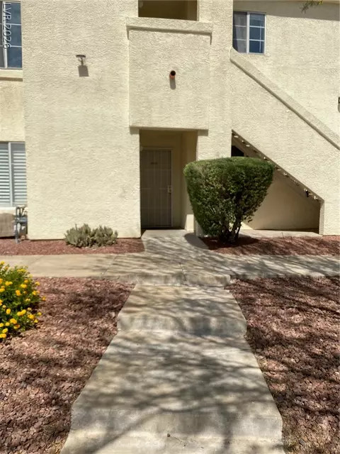 698 S Racetrack Rd #1013, Henderson, NV 89015