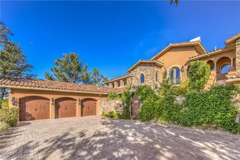 16 Anthem Pointe Ct, Henderson, NV 89052
