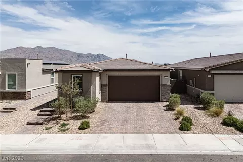 9734 Pacific Pine St, Las Vegas, NV 89143