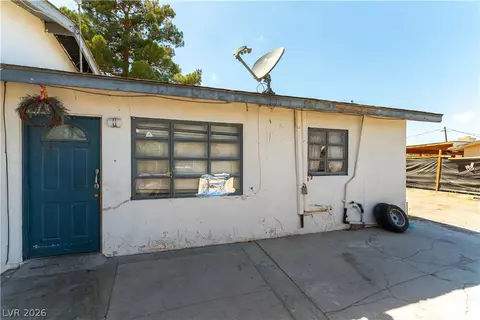 2419 N Gateway Rd, Las Vegas, NV 89115