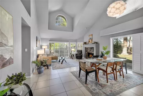 6954 Emerald Springs Ln, Las Vegas, NV 89113