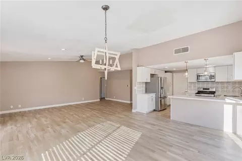 323 Quito Ct, Henderson, NV 89014