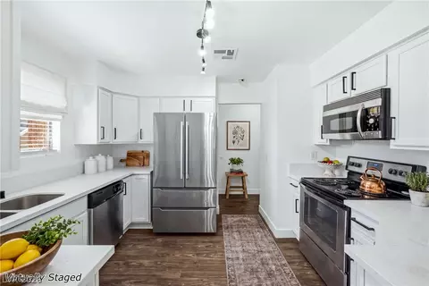 3151 Soaring Gulls Dr #1060, Las Vegas, NV 89128