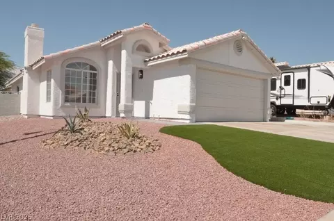 6340 Dallaswood Ln, Las Vegas, NV 89156