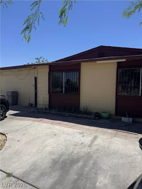 2660 San Domingo Ln, Las Vegas, NV 89115
