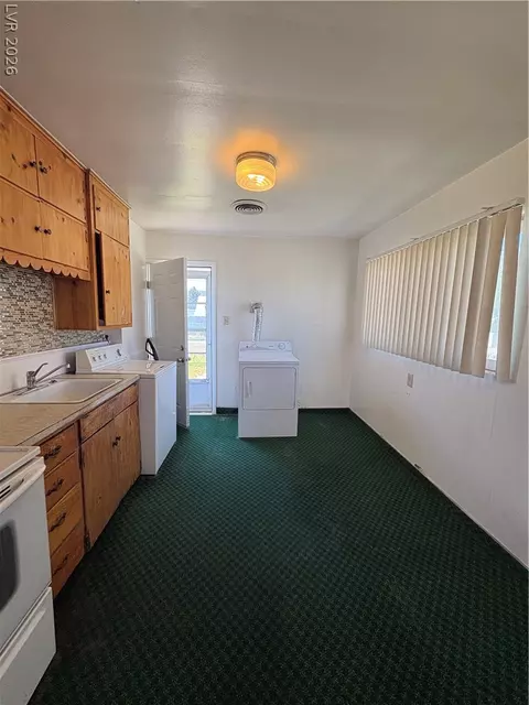 1293 Avenue E, Ely, NV 89301 photo 4
