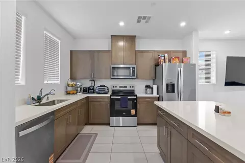 Kitchen - 137 Harmonica Ave, Henderson, NV 89015 photo 2 of 3