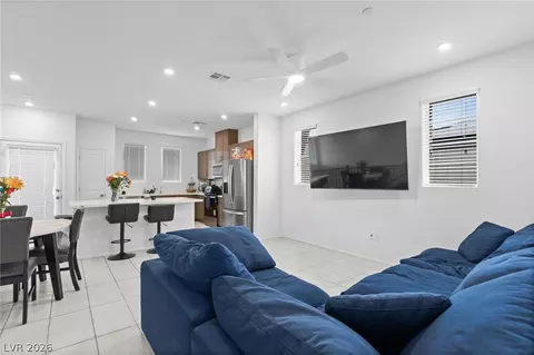 Entry Way - 137 Harmonica Ave, Henderson, NV 89015 photo 3 of 5