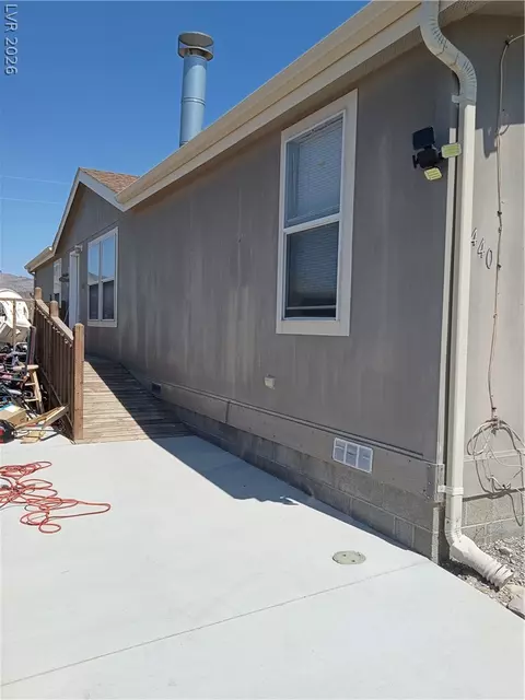 6440 N Park Retiro, Pahrump, NV 89060