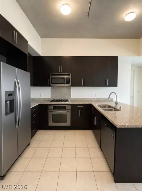 353 E Bonneville Ave #369, Las Vegas, NV 89101