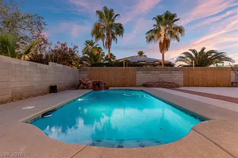 1792 E Quartz Landing Ave, Las Vegas, NV 89183